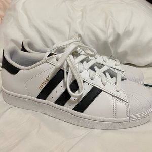 Adidas classics superstar- perfect condition.